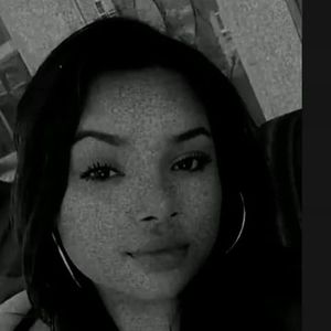 Meet your Posher, Diamelis